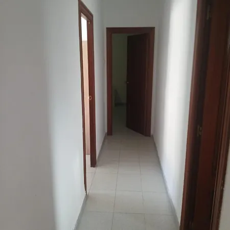 Se Alquila En Piso Compartido Sin Ascensor Elda